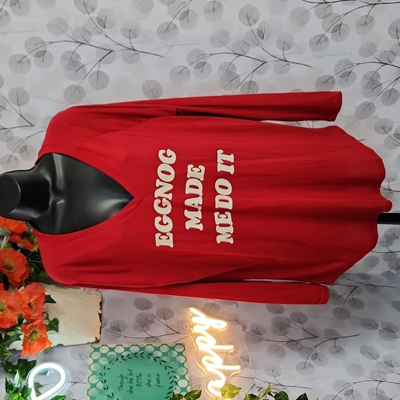 Torrid Eggnog Classic Raglan Tee - Picture 3 of 7